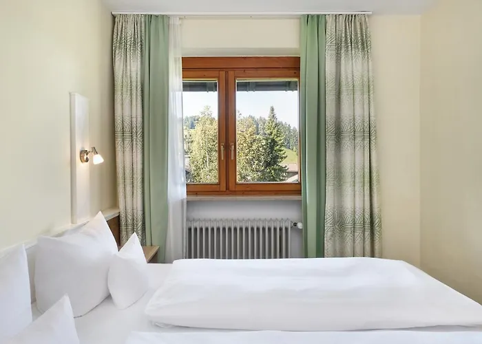 Hotel H+ 3*